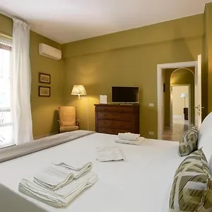 lilly-apartment.it-tuscanyhotel.com/